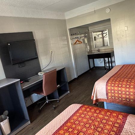 Budget Inn Carthage Eksteriør bilde