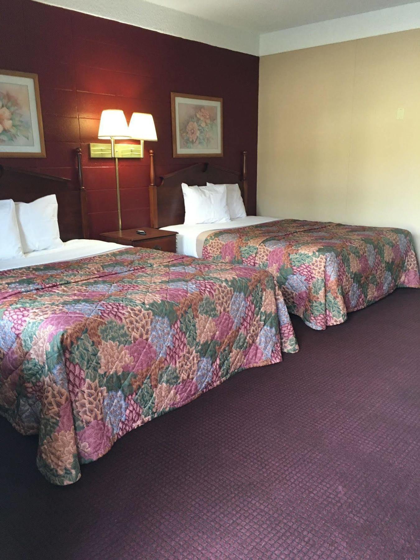 Budget Inn Carthage Eksteriør bilde
